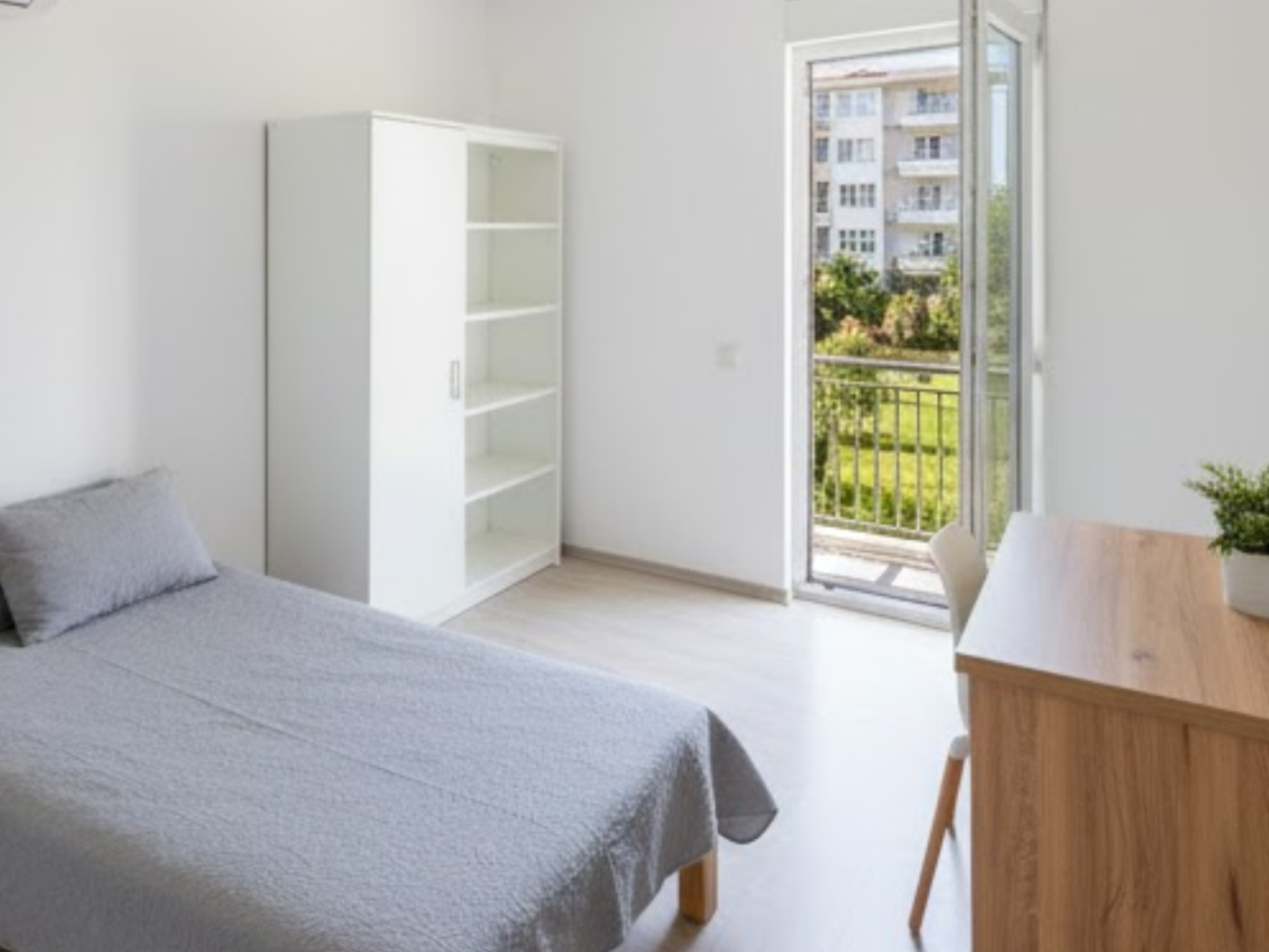 Evka 3te sitede öğrenci evi boş oda var