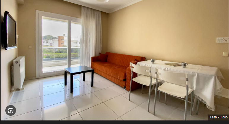 ARNAVUTKÖY MERKEZDE KİRALIK GENİŞ FERAH  ODA