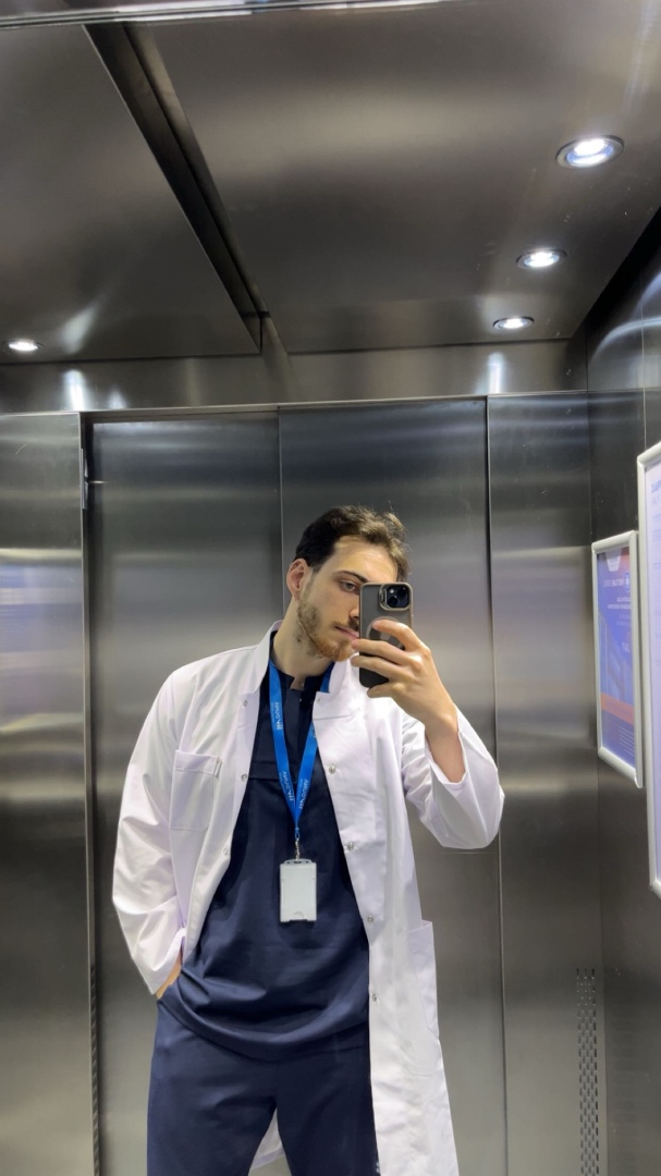 Doktor Adayından Ev Arkadaşı İlanı | Sessiz ve Düzenli 