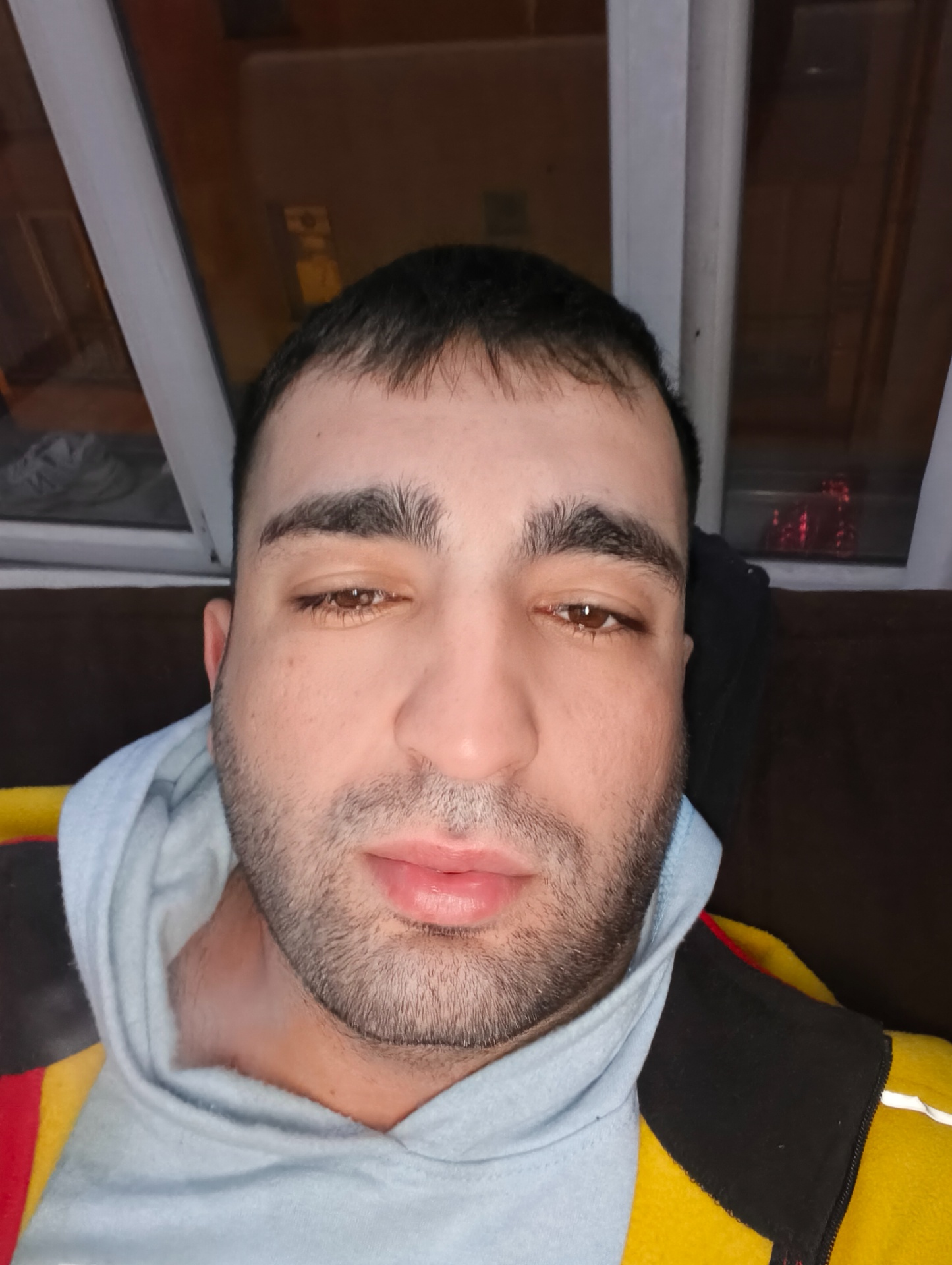 Evime ev arkdasi ariyorum