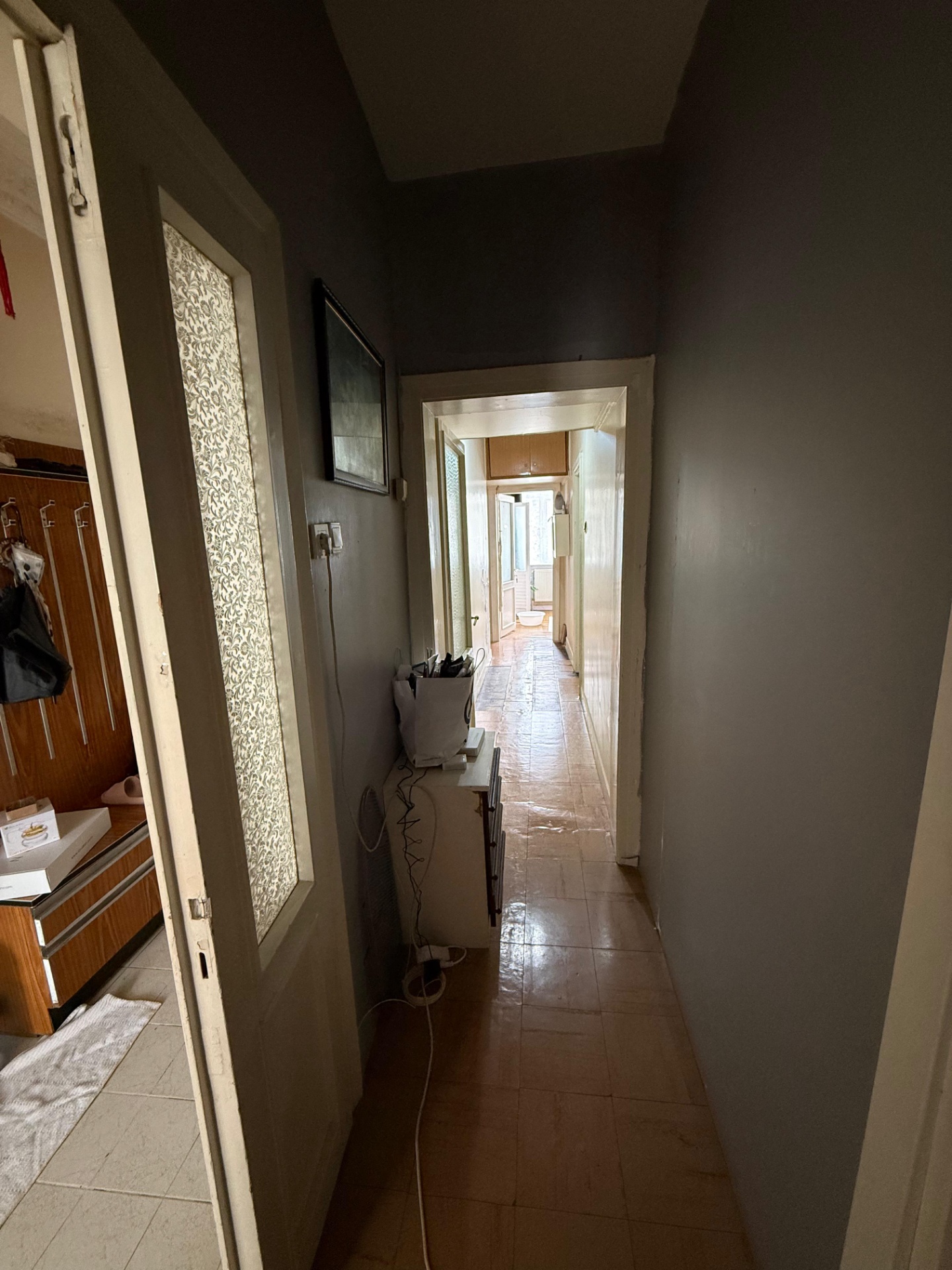 KADIKÖY'DE AYDINLIK ODA